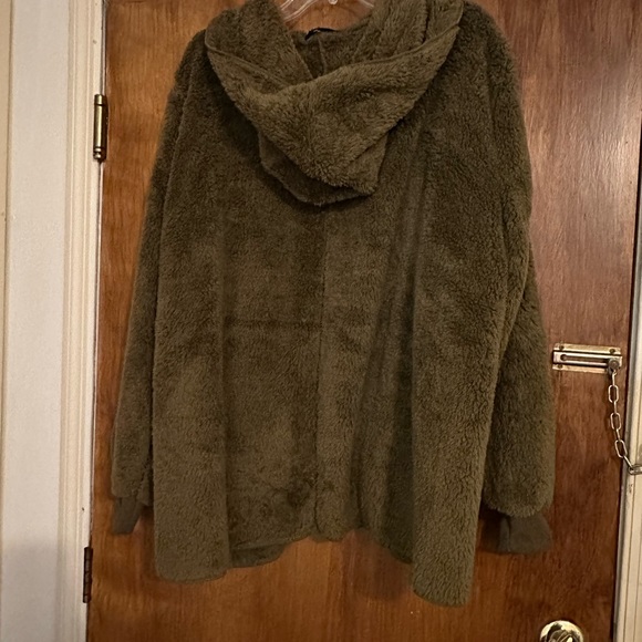 ‼️SALE‼️ Brand New Hooded Teddy Bear Coat XL (Runs Big) - Picture 6 of 6